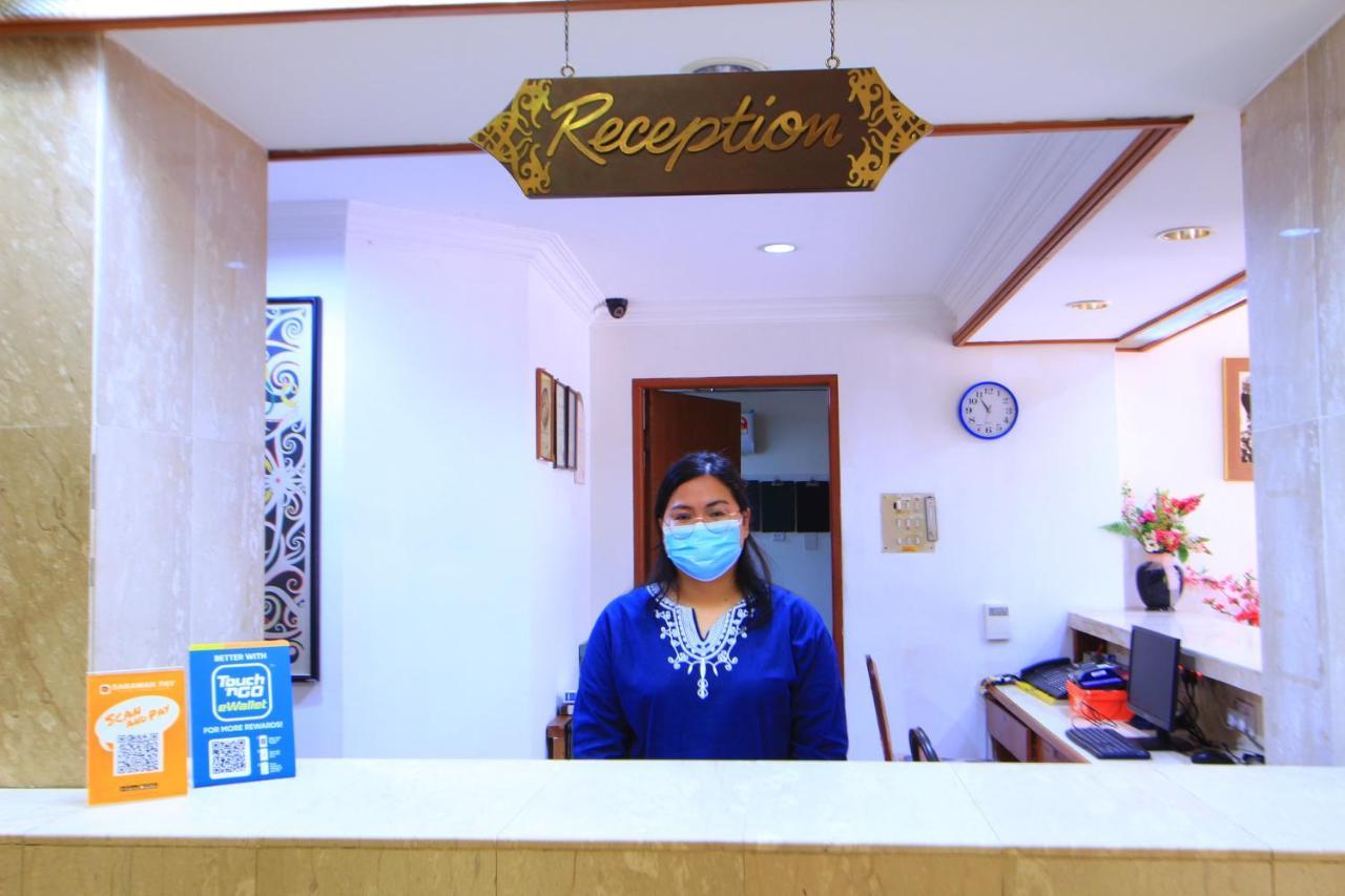 Telang Usan Hotel Kuching Ngoại thất bức ảnh